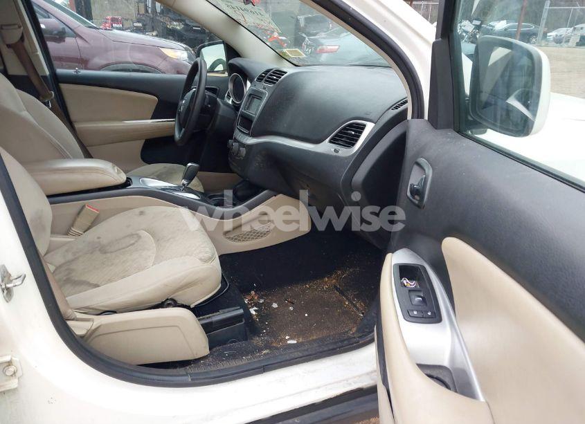 Photo 5 of 2013 Dodge Journey SXT (VIN 3C4PDDBG1DT593235)