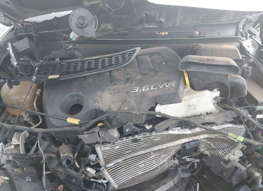 Photo 10 of 2014 Dodge Journey SXT (VIN 3C4PDDBG1ET128018)