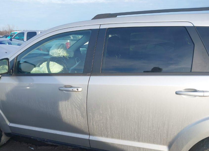 Photo 15 of 2014 Dodge Journey SXT (VIN 3C4PDDBG1ET128018)