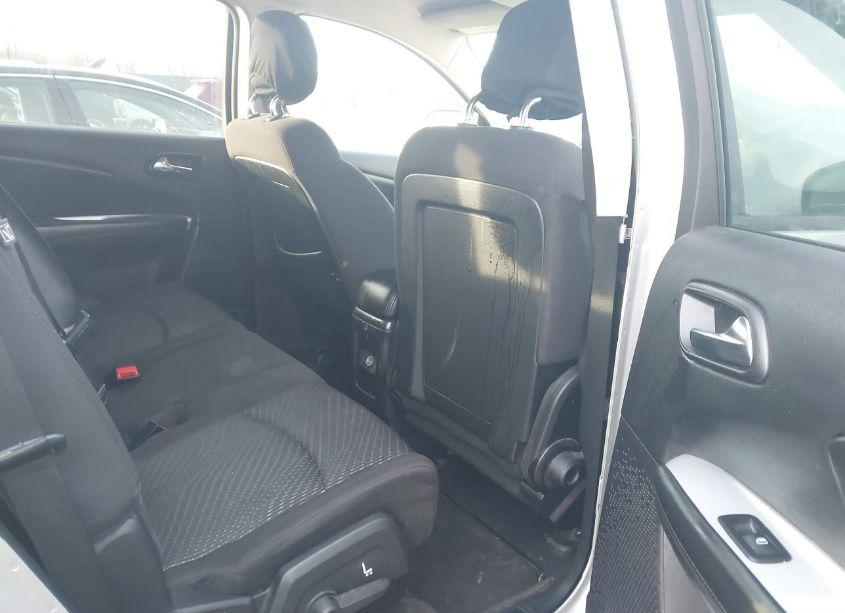 Photo 8 of 2014 Dodge Journey SXT (VIN 3C4PDDBG1ET128018)