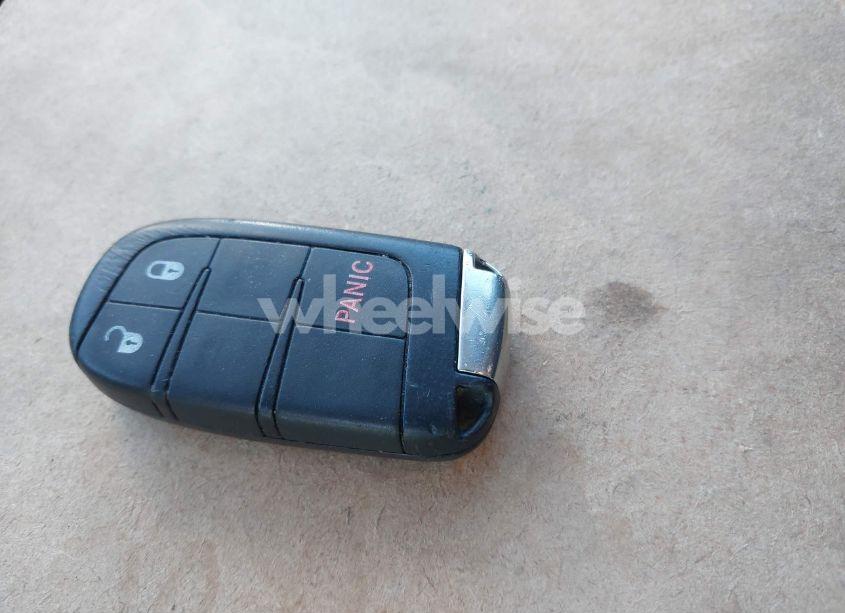 Photo 11 of 2015 Dodge Journey SXT (VIN 3C4PDDBG1FT518831)