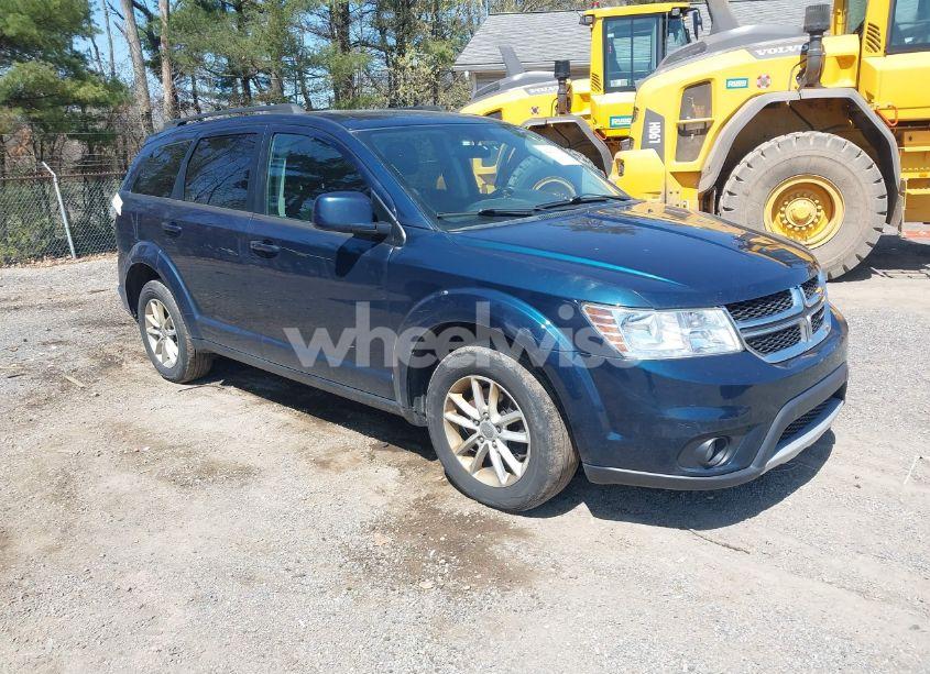 2015 Dodge Journey SXT (VIN 3C4PDDBG1FT701081) main photo
