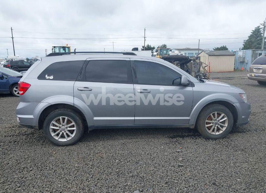 Photo 13 of 2016 Dodge Journey SXT (VIN 3C4PDDBG1GT168232)