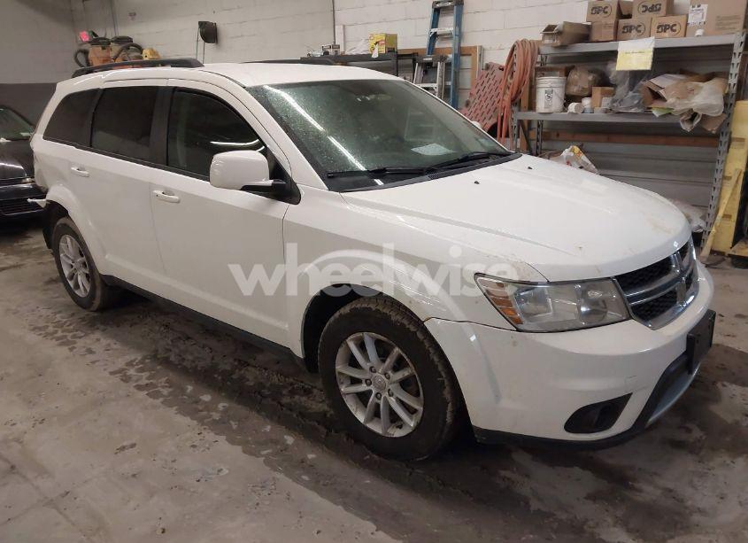 2016 Dodge Journey SXT (VIN 3C4PDDBG1GT204677) main photo