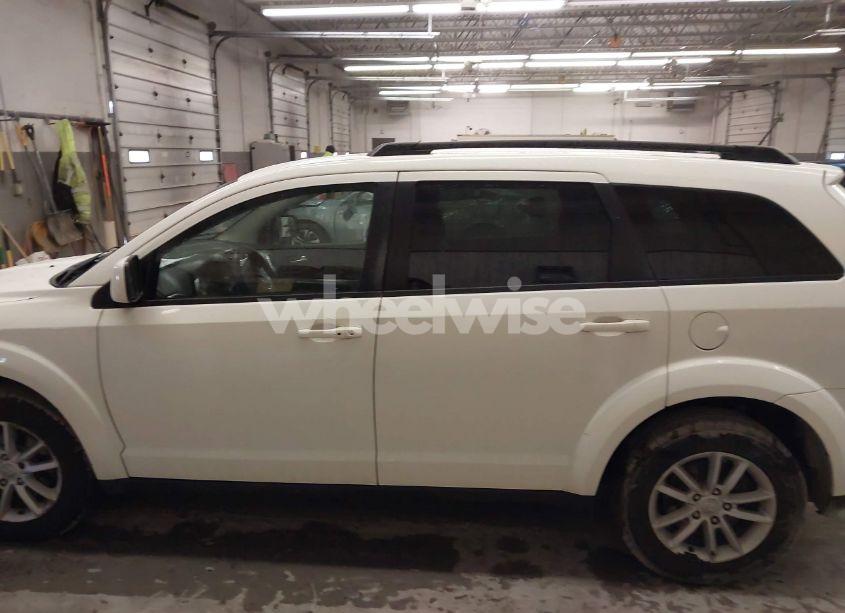 Photo 14 of 2016 Dodge Journey SXT (VIN 3C4PDDBG1GT204677)