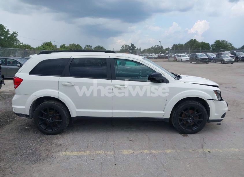 Photo 13 of 2019 Dodge Journey SE AWD (VIN 3C4PDDBG1KT752137)
