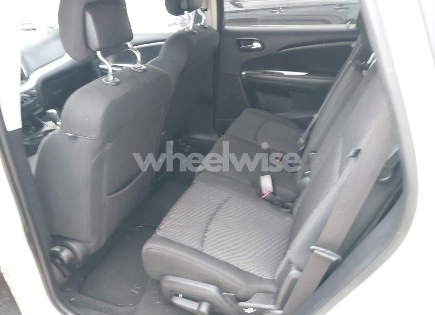 Photo 8 of 2019 Dodge Journey SE AWD (VIN 3C4PDDBG1KT752137)