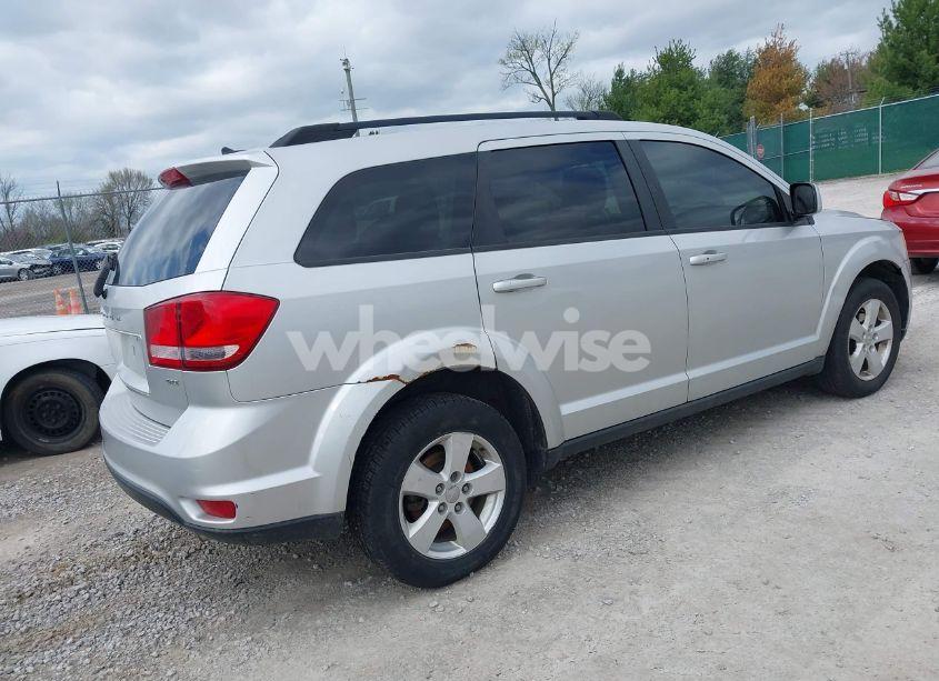 Photo 4 of 2012 Dodge Journey SXT (VIN 3C4PDDBG2CT249377)