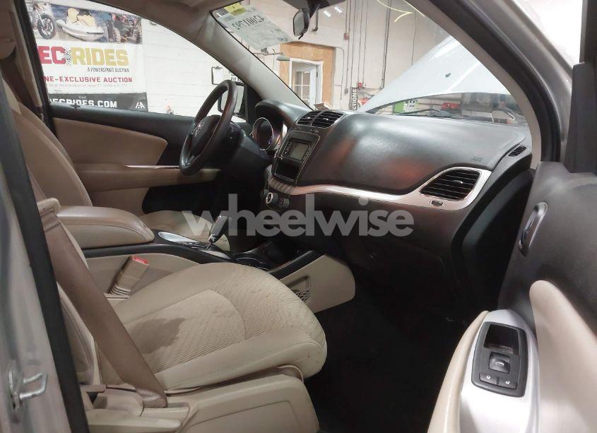 Photo 5 of 2013 Dodge Journey SXT (VIN 3C4PDDBG2DT619969)