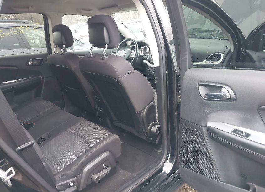 Photo 8 of 2014 Dodge Journey SXT (VIN 3C4PDDBG2ET142297)