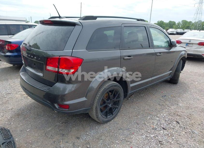 Photo 4 of 2014 Dodge Journey SXT (VIN 3C4PDDBG2ET174313)