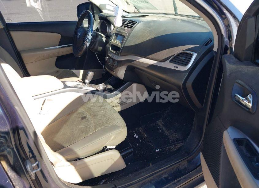 Photo 5 of 2014 Dodge Journey SXT (VIN 3C4PDDBG2ET178698)