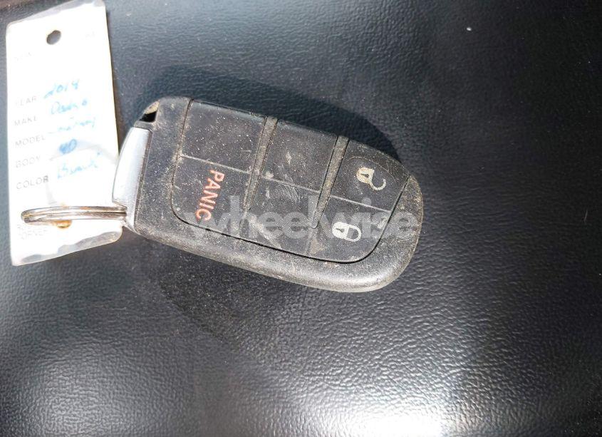 Photo 11 of 2014 Dodge Journey SXT (VIN 3C4PDDBG2ET271642)