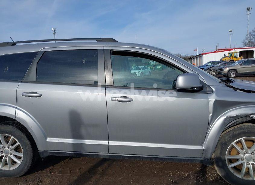 Photo 13 of 2015 Dodge Journey SXT (VIN 3C4PDDBG2FT578648)