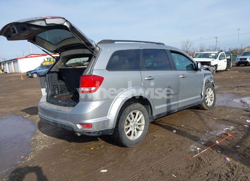 Photo 4 of 2015 Dodge Journey SXT (VIN 3C4PDDBG2FT578648)