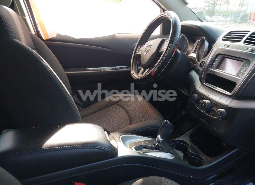 Photo 5 of 2015 Dodge Journey SXT (VIN 3C4PDDBG2FT693167)