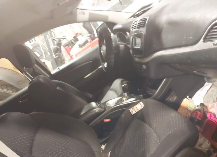 Photo 5 of 2015 Dodge Journey SXT (VIN 3C4PDDBG2FT749124)