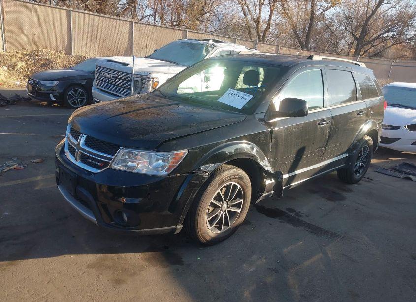 Photo 2 of 2016 Dodge Journey SXT (VIN 3C4PDDBG2GT124644)