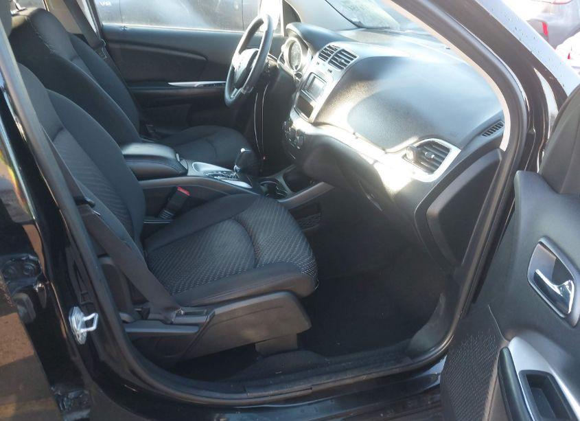 Photo 5 of 2016 Dodge Journey SXT (VIN 3C4PDDBG2GT124644)