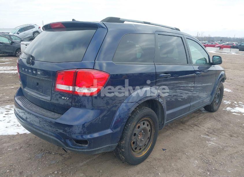 Photo 4 of 2017 Dodge Journey SXT AWD (VIN 3C4PDDBG2HT618195)