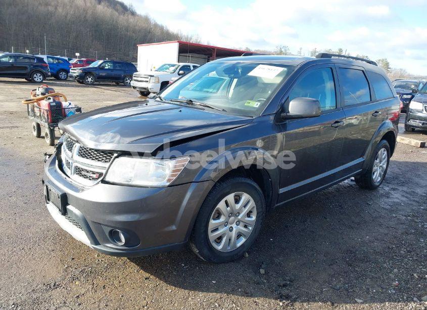 Photo 2 of 2019 Dodge Journey SE AWD (VIN 3C4PDDBG2KT775054)