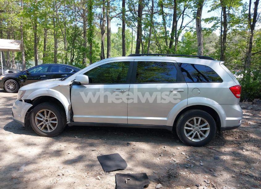 Photo 14 of 2014 Dodge Journey SXT (VIN 3C4PDDBG3ET128053)