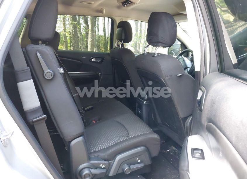 Photo 8 of 2014 Dodge Journey SXT (VIN 3C4PDDBG3ET128053)