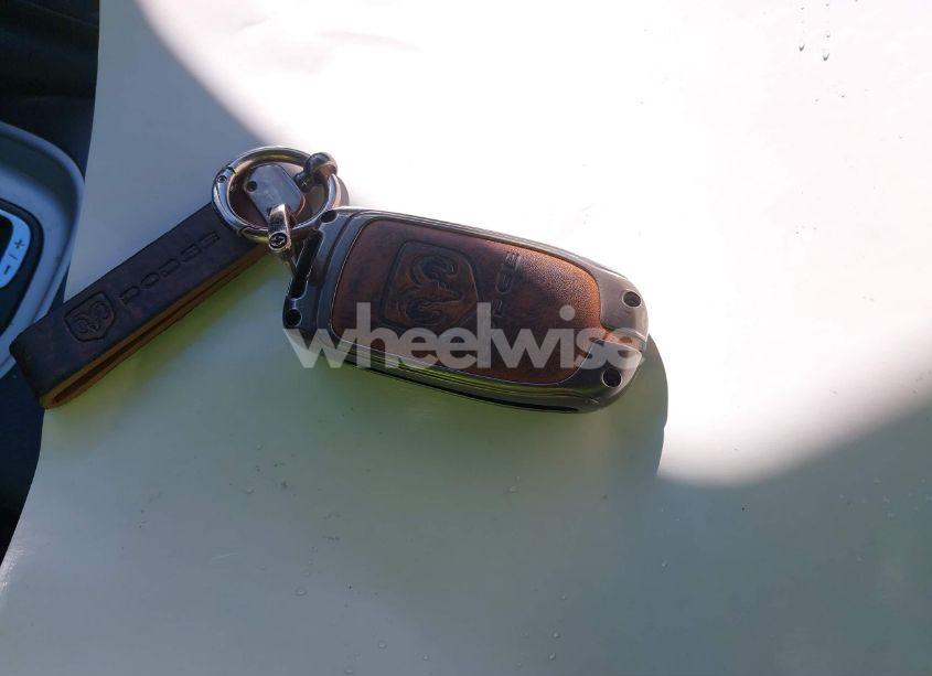 Photo 11 of 2016 Dodge Journey SXT (VIN 3C4PDDBG3GT183864)