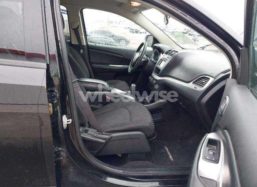 Photo 5 of 2016 Dodge Journey SXT (VIN 3C4PDDBG3GT196355)