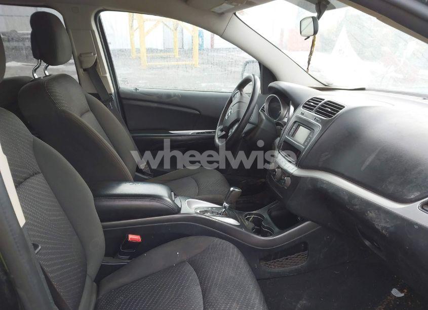 Photo 5 of 2017 Dodge Journey SXT AWD (VIN 3C4PDDBG3HT522317)