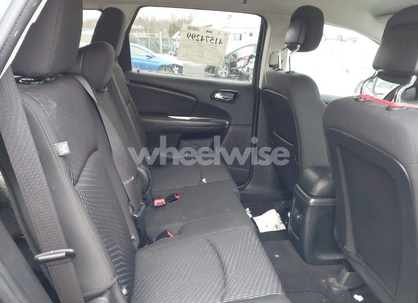 Photo 8 of 2017 Dodge Journey SXT AWD (VIN 3C4PDDBG3HT528876)