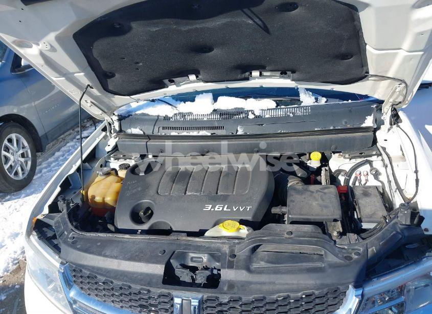 Photo 10 of 2012 Dodge Journey SXT (VIN 3C4PDDBG4CT172012)