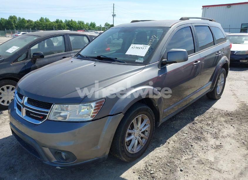 Photo 2 of 2013 Dodge Journey SXT (VIN 3C4PDDBG4DT619861)