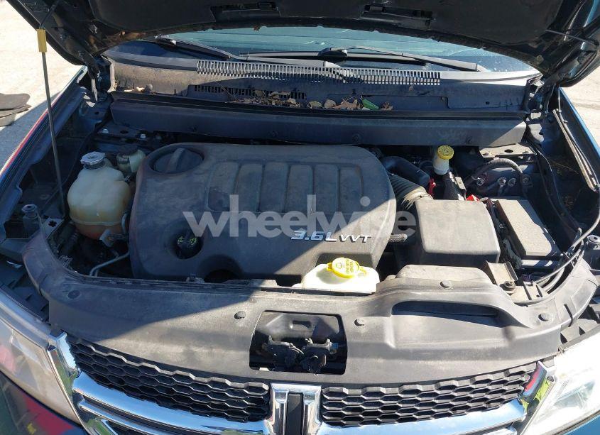 Photo 10 of 2014 Dodge Journey SXT (VIN 3C4PDDBG4ET212155)