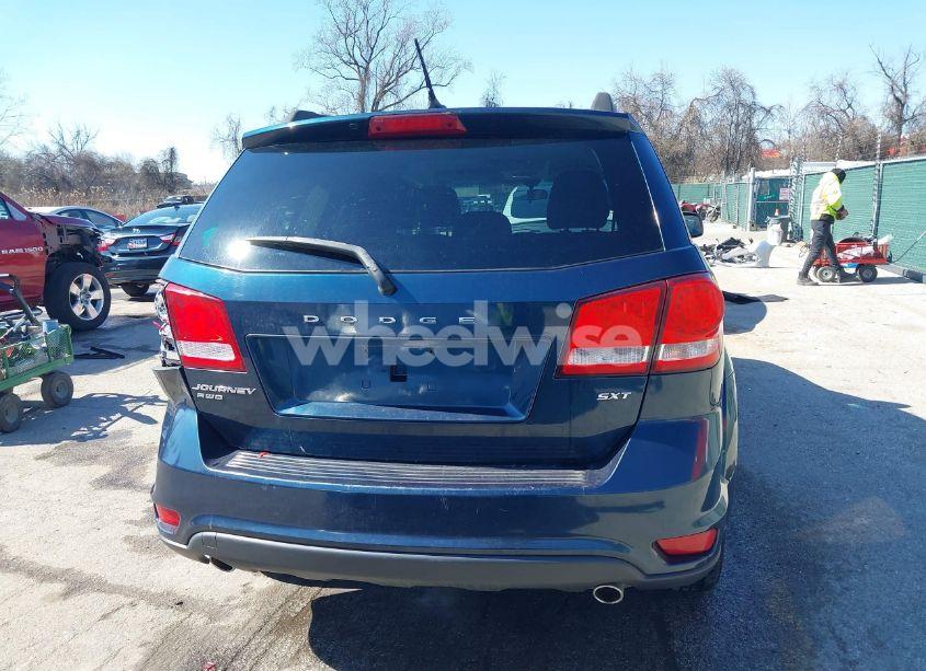 Photo 16 of 2014 Dodge Journey SXT (VIN 3C4PDDBG4ET212155)