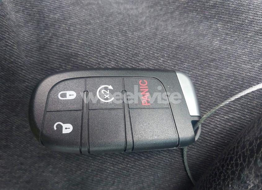 Photo 11 of 2015 Dodge Journey SXT (VIN 3C4PDDBG4FT532979)