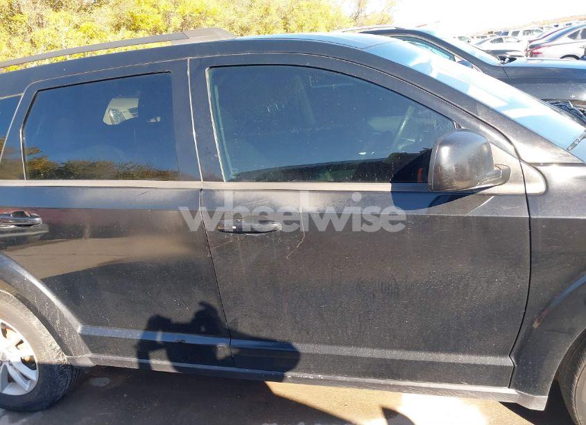 Photo 13 of 2015 Dodge Journey SXT (VIN 3C4PDDBG4FT532979)