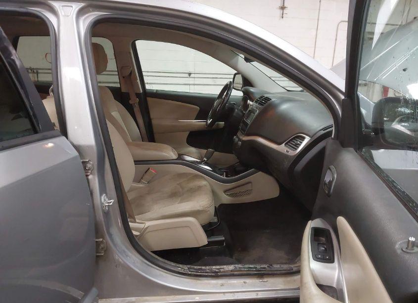 Photo 5 of 2015 Dodge Journey SXT (VIN 3C4PDDBG4FT622553)