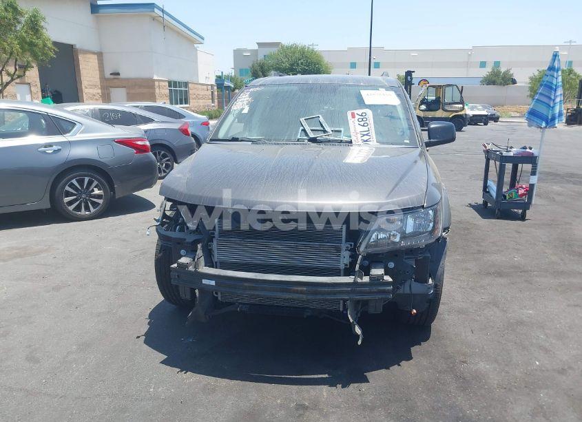 Photo 13 of 2018 Dodge Journey SXT AWD (VIN 3C4PDDBG4JT323136)
