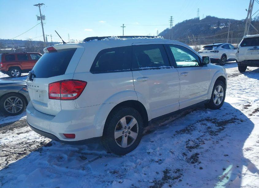 Photo 4 of 2012 Dodge Journey (VIN 3C4PDDBG5CT307417)