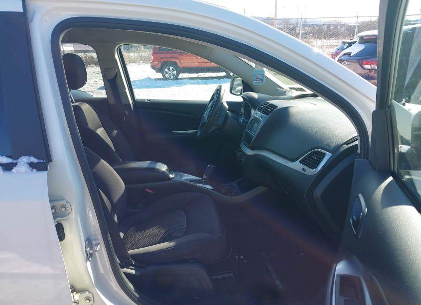 Photo 5 of 2012 Dodge Journey (VIN 3C4PDDBG5CT307417)