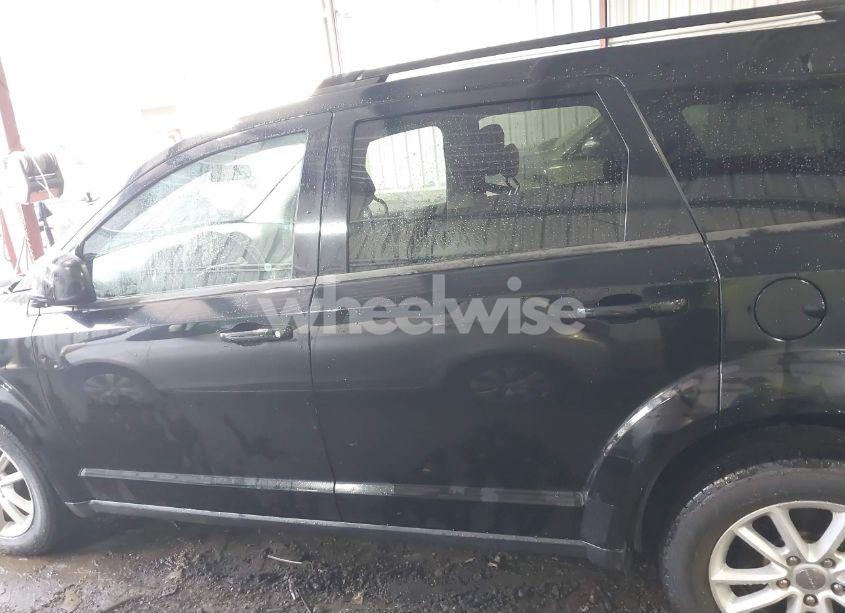 Photo 14 of 2014 Dodge Journey SXT (VIN 3C4PDDBG5ET176606)