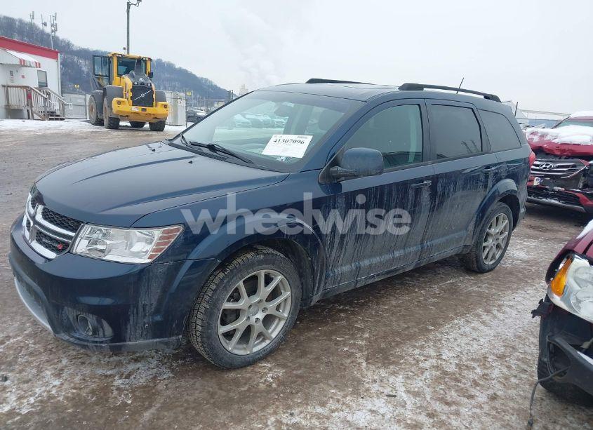 Photo 2 of 2014 Dodge Journey SXT (VIN 3C4PDDBG5ET257864)