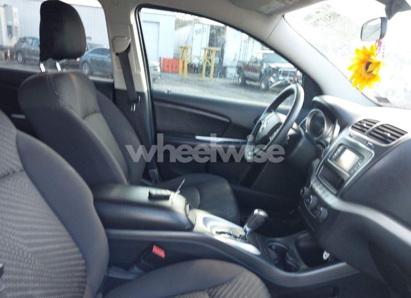 Photo 5 of 2012 Dodge Journey SXT (VIN 3C4PDDBG6CT396768)