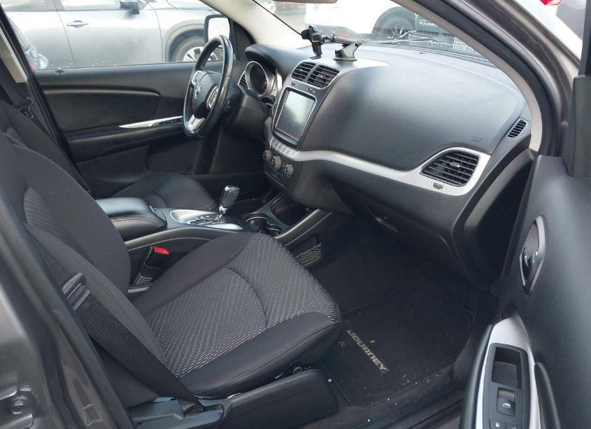 Photo 5 of 2013 Dodge Journey SXT (VIN 3C4PDDBG6DT685487)