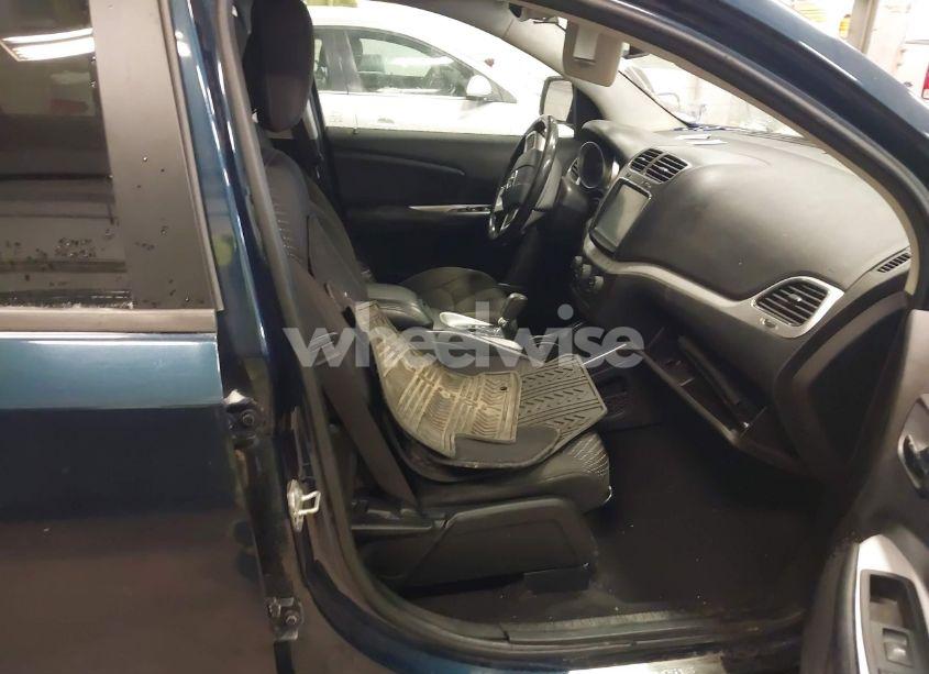 Photo 5 of 2014 Dodge Journey SXT (VIN 3C4PDDBG6ET211685)