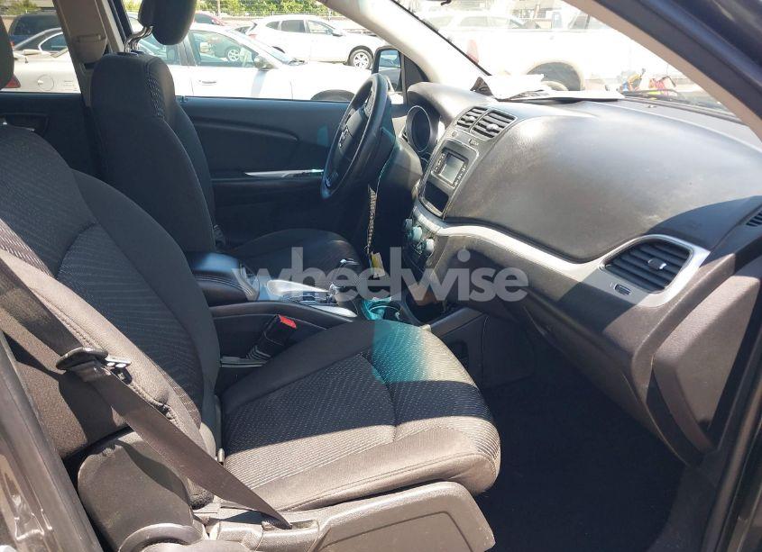 Photo 5 of 2017 Dodge Journey SXT AWD (VIN 3C4PDDBG6HT574394)