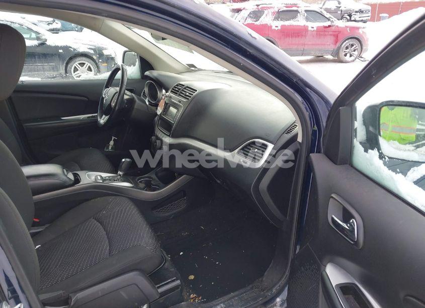 Photo 5 of 2019 Dodge Journey SE AWD (VIN 3C4PDDBG6KT752277)