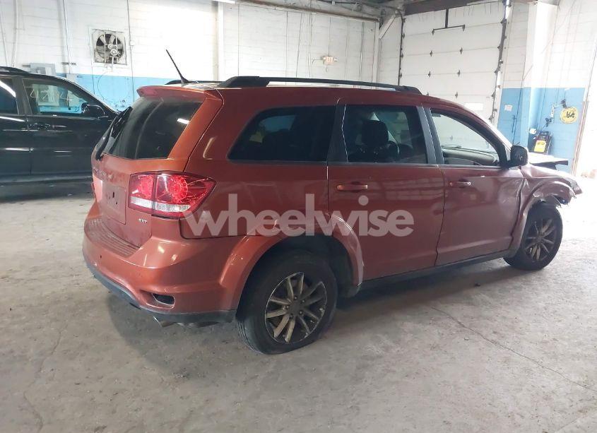 Photo 4 of 2014 Dodge Journey SXT (VIN 3C4PDDBG7ET173514)