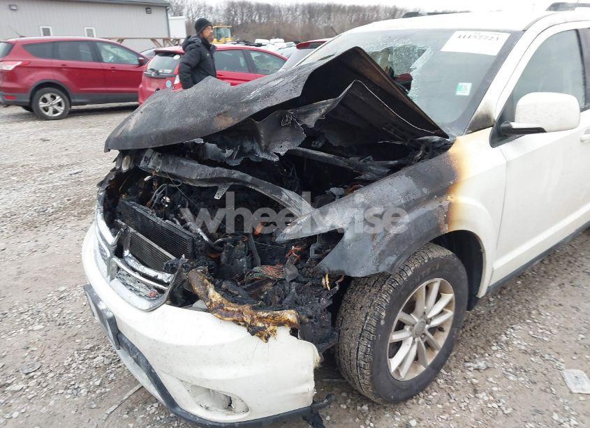 Photo 11 of 2014 Dodge Journey SXT (VIN 3C4PDDBG7ET185551)